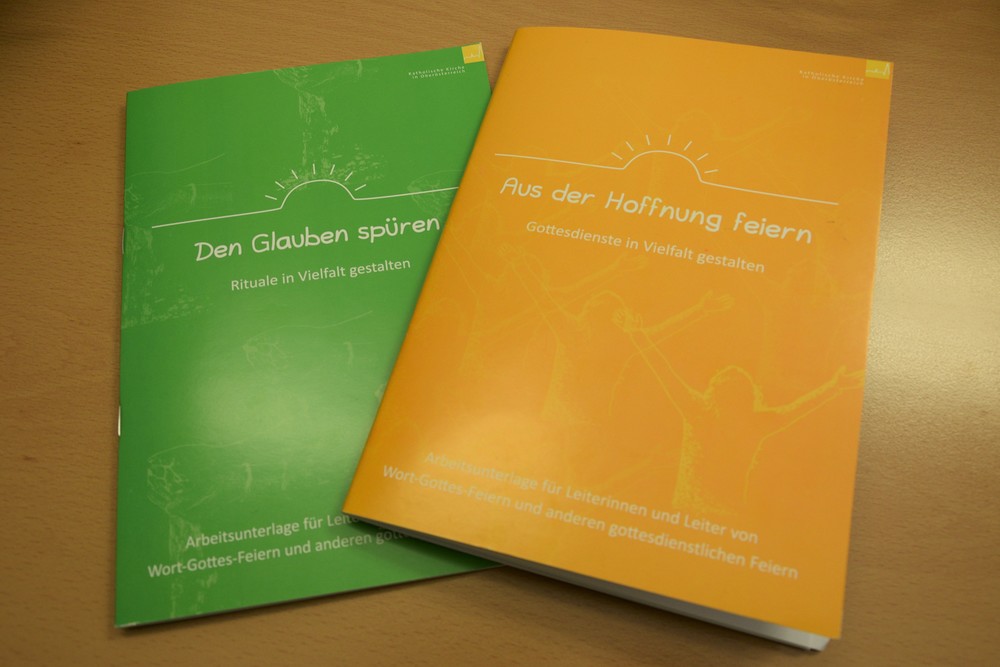 'Aus der Hoffnung feiern - Gottesdienste in Vielfalt gestalten', 'Den Glauben spüren - Rituale in Vielfalt gestalten', Oktober 2021.