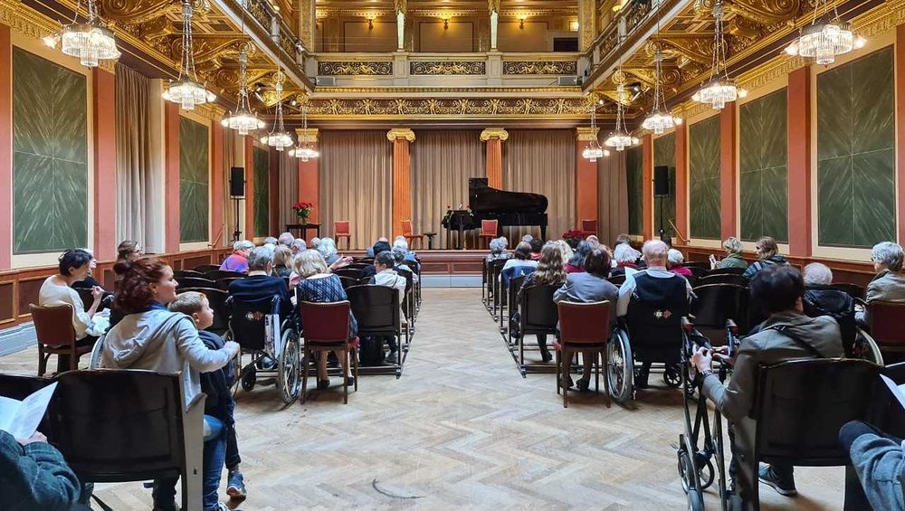 Konzerte für Menschen mit und ohne Demenz / Caritas Wien / Manuela Krivda