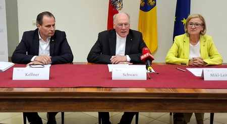 Pressekonferenz zur Sanierung des St. Pöltner Domplatzes am 22. Mai 2024