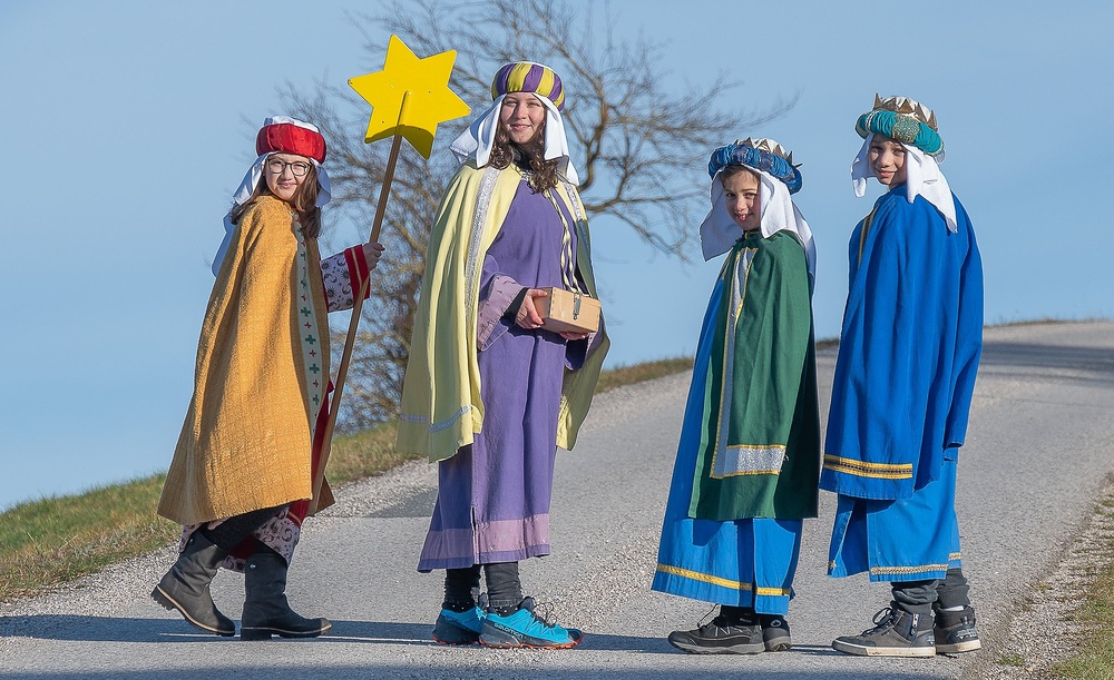 Sternsingen - Dreikönigsaktion / Copyright 2022 Jack Haijes Sternsingen - Dreikönigsaktion