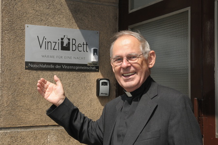Wolfgang Pucher CM, Vinzi-Bett