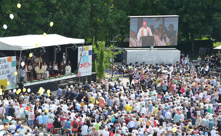 Tausende bei großem 'Fest am See' der Diözese Feldkirch