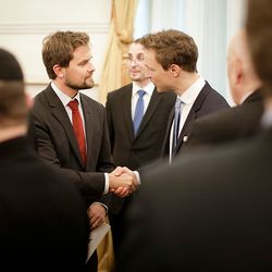 Am 4. Dezember 2018 empfingen Bundeskanzler Sebastian Kurz und Bundesminister Gernot Bl?mel (r.) Vertreter christlicher Religionen im Bundeskanzleramt.