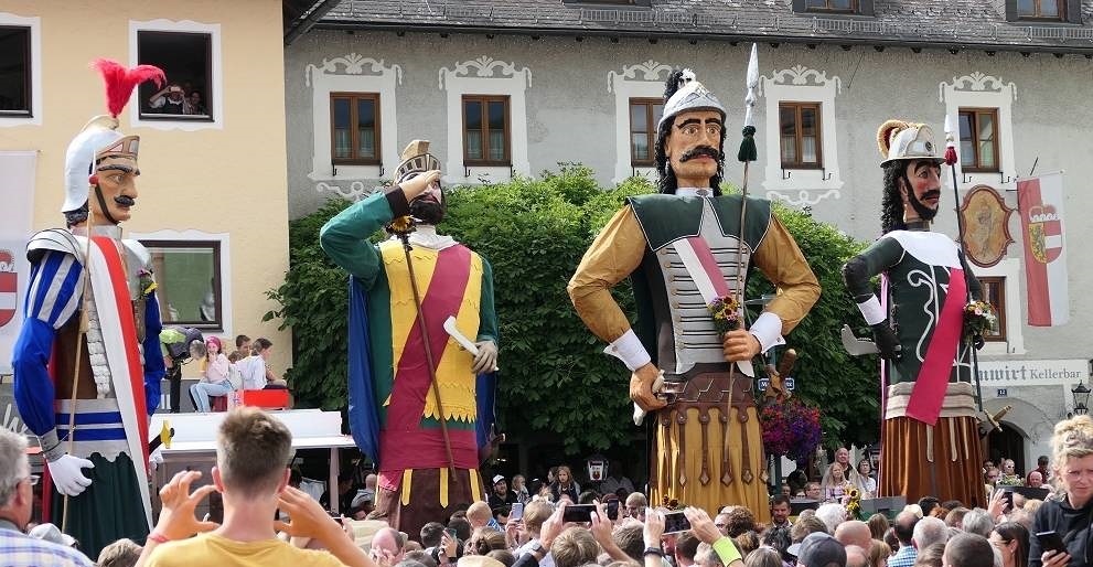 Samsonfiguren aus dem Lungau und der Oststeiermark / Murauer Bürgergarde Samsonfiguren aus dem Lungau und der Oststeiermark