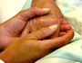 Seniorin mit Pflegerin [ (c) www.BilderBox.com, Erwin Wodicka, Siedlerzeile 3, A-4062 Thening, Tel. + 43 676 5103678.Verwendung nur gegen HONORAR, BELEG, URHEBERVERMERK nach AGBs auf bilderbox.com], 60+, alt, alte, Alte Frau, Alte Frauen, Alte Mensch