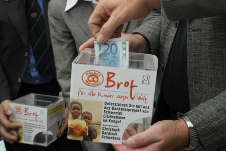 Spendenbox / kathbild.at