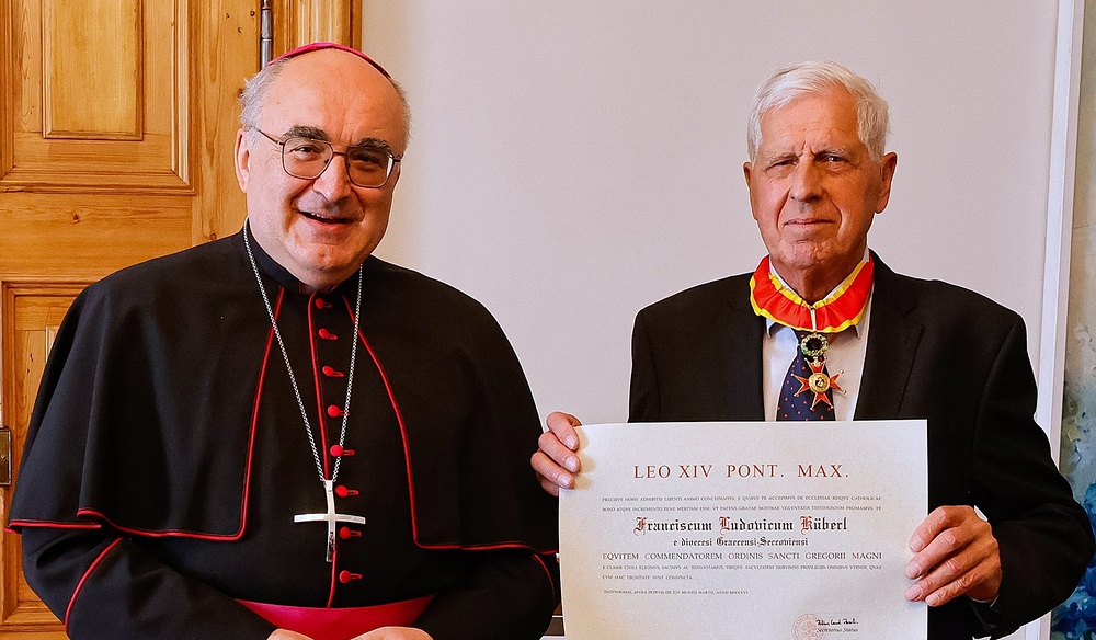 Päpstlicher Gregorius-Orden für Franz Küberl / Sonntagsblatt/Gerd Neuhold Päpstlicher Gregorius-Orden für Franz Küberl