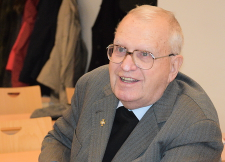 Der Salzburger Kunsthistoriker Prälat Johannes Neuhardt bei einer Tagung am 30. November 2018 zur Auflösung der Katholisch-Theologischen Fakultät Salzburg 1938