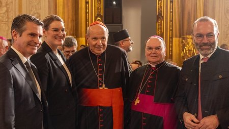 Schönborn bei Augsburger Ulrichs-Jubiläum: Kirche braucht Heilige