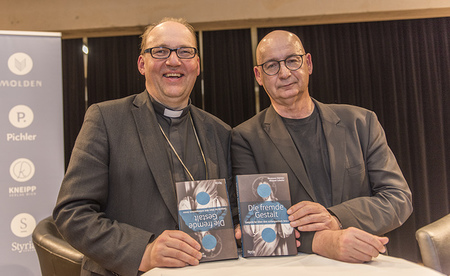 Buchpräsentation 'Die fremde Gestalt' / BIchof Hermann Glettler & Dr. Michael Lehofer / Haus der Begegnung - Innsbruck / 26.03.2018 / @Vanessa Rachlé/Diözese Innsbruck