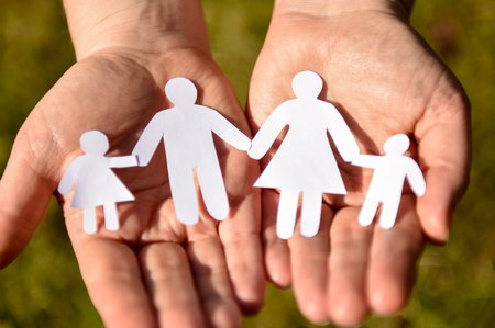 Symbolbild für  Ehe / Familie mit Kindern am 17. März 2015 in Bonn.