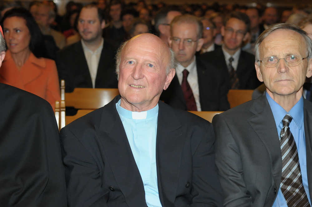 Fritz Lobinger / Rupprecht@kathbild.at, Franz Josef Rupprecht 'Pastoraler Pionier': Zulehner würdigt verstorbenen Bischof Lobinger