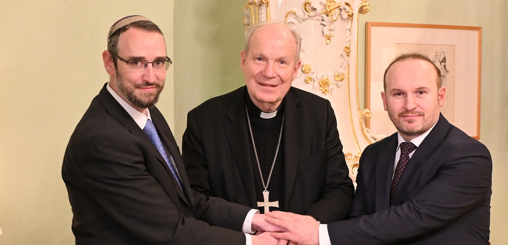 v.l.: Oberrabbiner Jaron Engelmayer, Kardinal Christoph Schönborn, IGGÖ-Präs. Ümit Vural / Kathpress/Paul Wuthe v.l.: Oberrabbiner Jaron Engelmayer, Kardinal Christoph Schönborn, IGGÖ-Präs. Ümit Vural