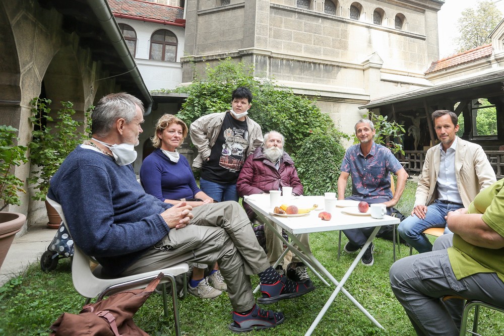 Klimaoase in der Pfarre Canisius / Marcus Deak/Caritas Wien