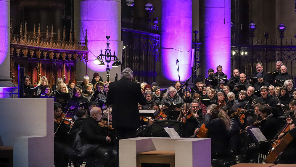 Linz: Abschluss des Jubiläumsjahres '100 Jahre Mariendom'
