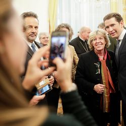 Am 4. Dezember 2018 empfingen Bundeskanzler Sebastian Kurz (r.) und Bundesminister Gernot Bl?mel Vertreter christlicher Religionen im Bundeskanzleramt.