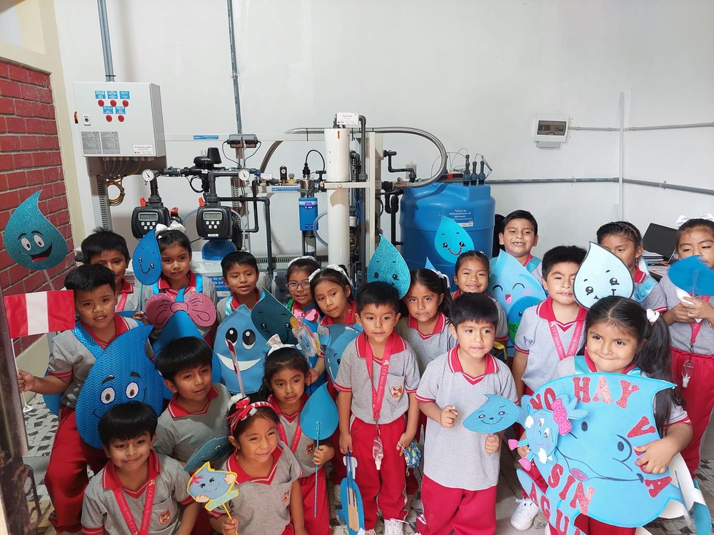 Wasseraufbereitungsanlage in Schule Santa Bernadita, Peru