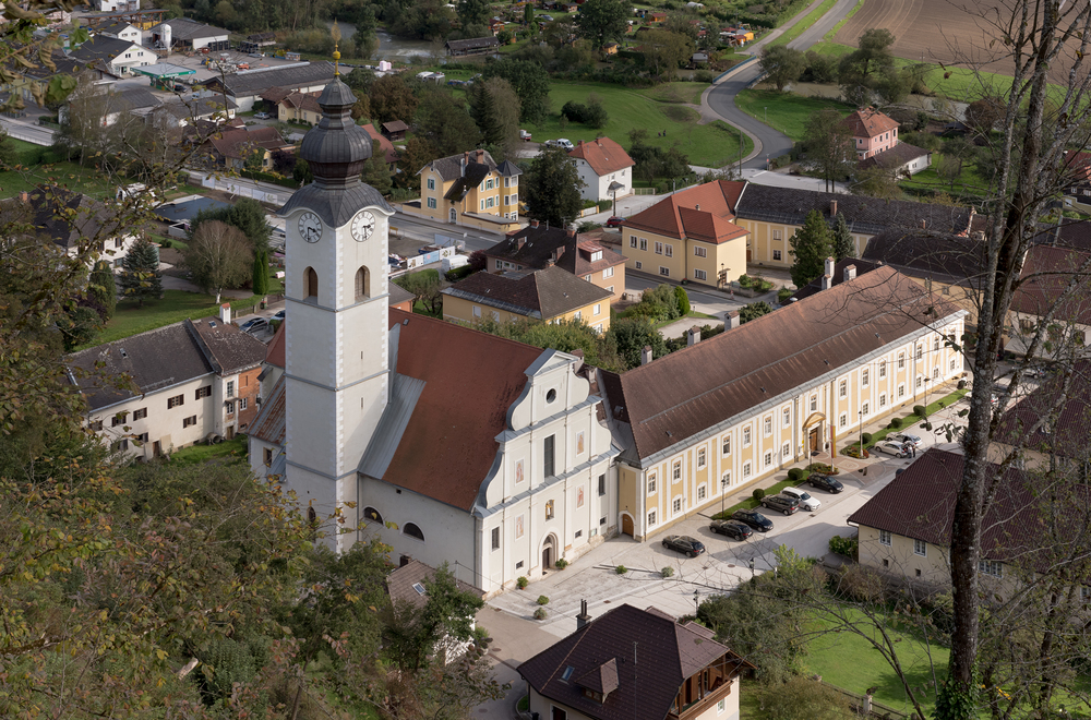 Johann Jaritz / CC BY-SA 4.0, CC BY-SA 4.0 , via Wikimedia Commons