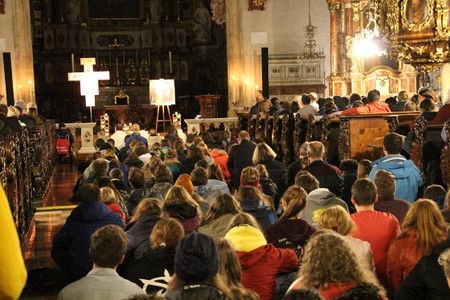 'Sharing Future': 650 Jugendliche bei Taize-Treffen
