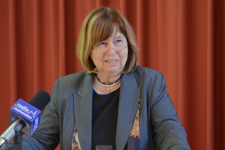 Christine Mann