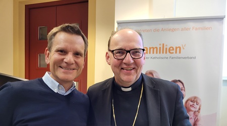 Familienverband: Dank an scheidenden Familienbischof Glettler