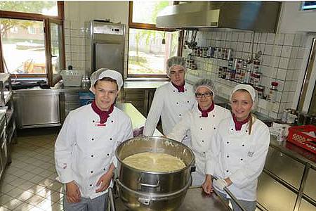 Jugend eine Welt / Facebook