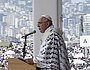Papst Franziskus feiert am 7. Juli 2015 die heilige Messe im Bicentennial Park in Quito.
