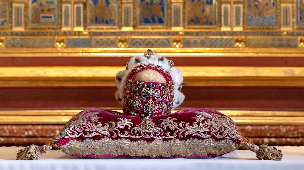 Schädelreliquie des Heiligen Leopold im Stift Klosterneuburg / Stift Klosterneuburg / Walter Hanzmann Orden