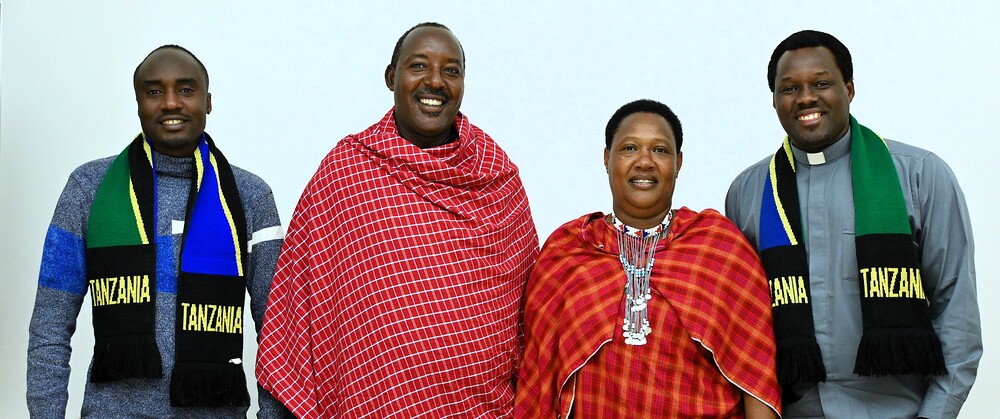 DKA-Projektpartner aus Tansania / Kathpress / Johannes Pernsteiner Athanas Kiyumbi (HLDD), Timothy Ole Yaile (PWC), Stellar Millya (PWC), Godfrey Baraka Rusasa (HLDD)