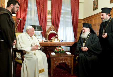 Der Bischof von Rom verbeugt sich vor dem ehrwürdigen Athen