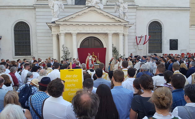 Fronleichnamsprozession in Wien / Kathpress / Henning Klingen