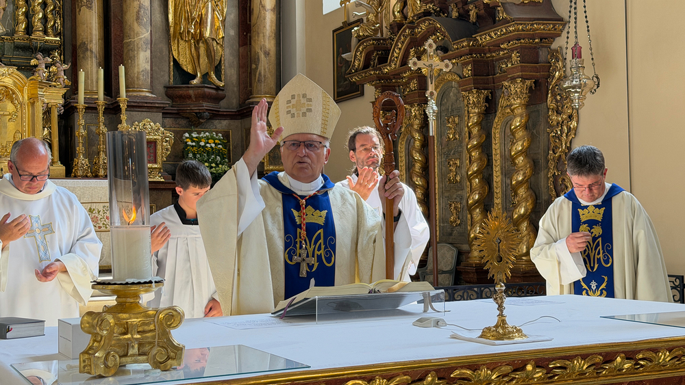 Kardinal Nemet am Hochfest Mariä Himmelfahrt in der Basilika Frauenkirchen / Franz Josef Rupprecht Kardinal Nemet am Hochfest Mariä Himmelfahrt in der Basilika Frauenkirchen