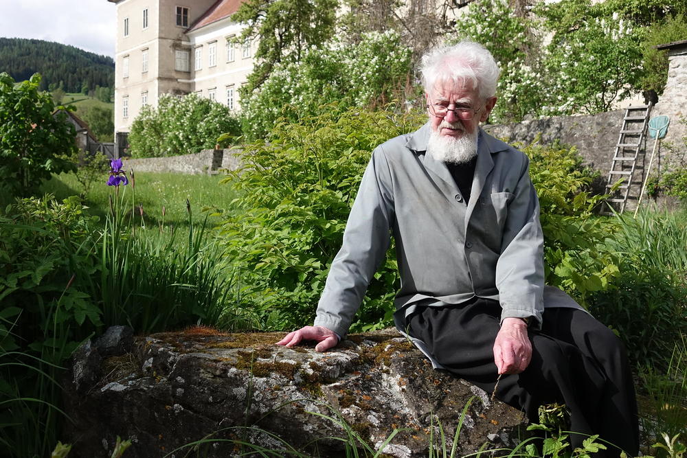 FeierAbend: 'Der M?nch und sein Garten', Als Otto Strohmaier vor mehr als 60 Jahren ins Benediktinerstift St. Lambrecht eingetreten ist, hat er sich dort einen Garten angelegt: 'Ich bin ?berzeugt davon, dass eine gesunde Spiritualit?t auch etwas mit 