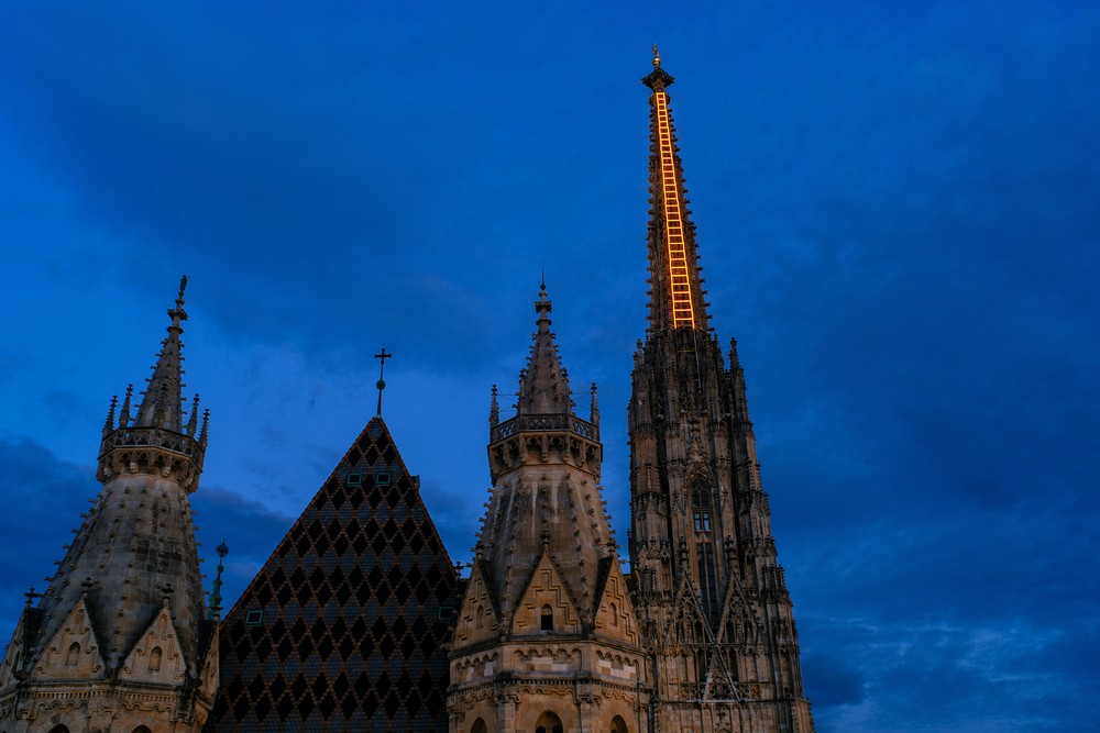 Billi Thanner, 'Himmelsleiter' am Stephansdom / Jenni Koller, © Bildrecht Wien, 2021