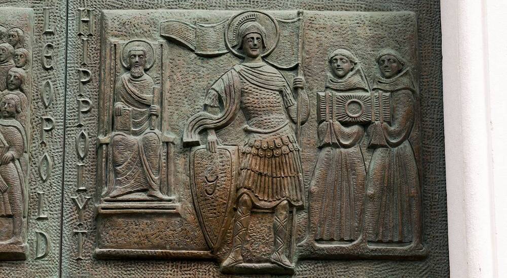 Relief des Hl. Hippolyts / Diözese St. Pölten St. Pölten feiert Stadt- und Diözesanpatron Hippolyt
