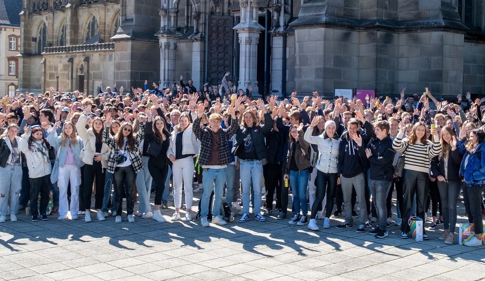 Wallfahrt der oberösterreichischen Maturantinnen und Maturanten in den Linzer Dom / Diözese Linz / Johannes Kienberger