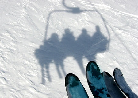 Sessellift [ (c) www.BilderBox.com, Erwin Wodicka, Siedlerzeile 3, A-4062 Thening, Tel. + 43 676 5103678.Verwendung nur gegen HONORAR, BELEG,URHEBERVERMERK und den AGBs auf bilderbox.com](in an im auf aus als and beim mit einer einem eines * & der di