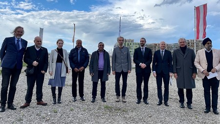 Wien: Multireligiöses Zeichen des Friedens in der Seestadt Aspern