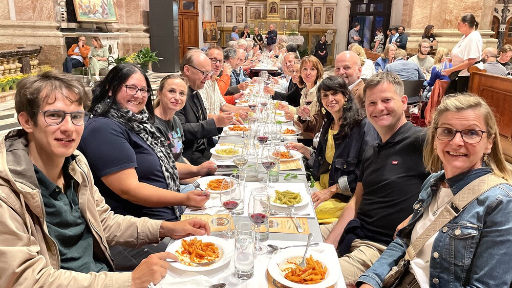 'Pasta per tutti' im Innsbrucker Dom / Hausmann/dibk 'Pasta per tutti' im Innsbrucker Dom