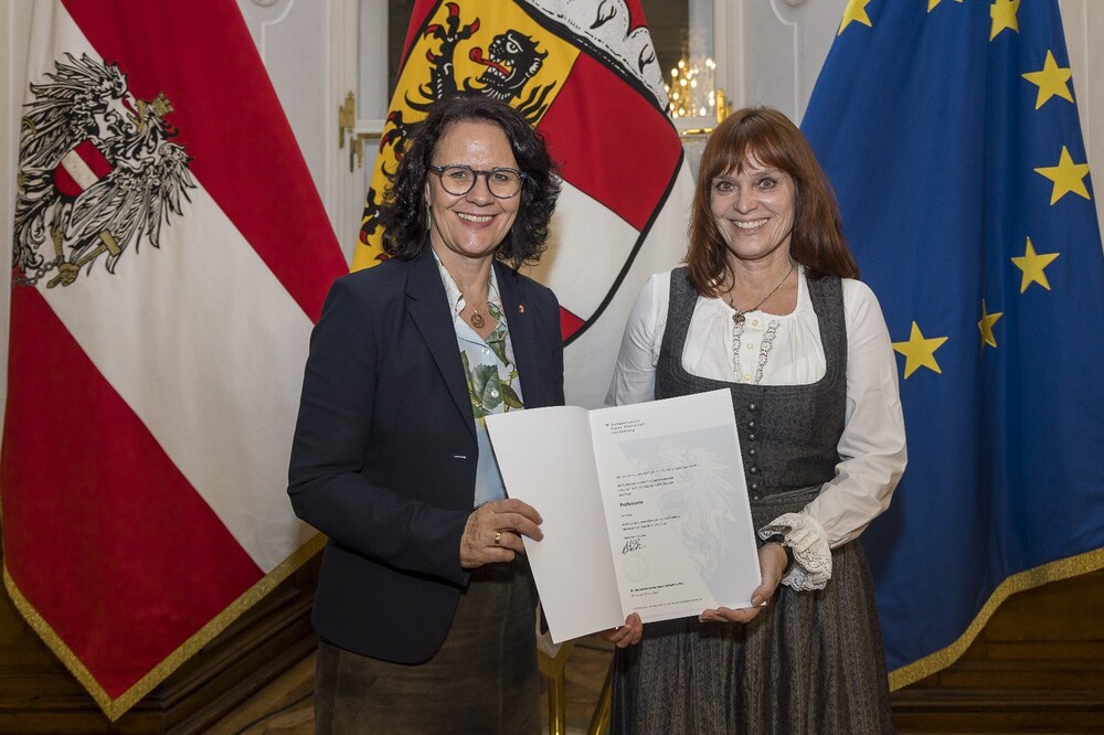 Auszeichnung für Salzburger Armenien-Expertin Dum-Tragut