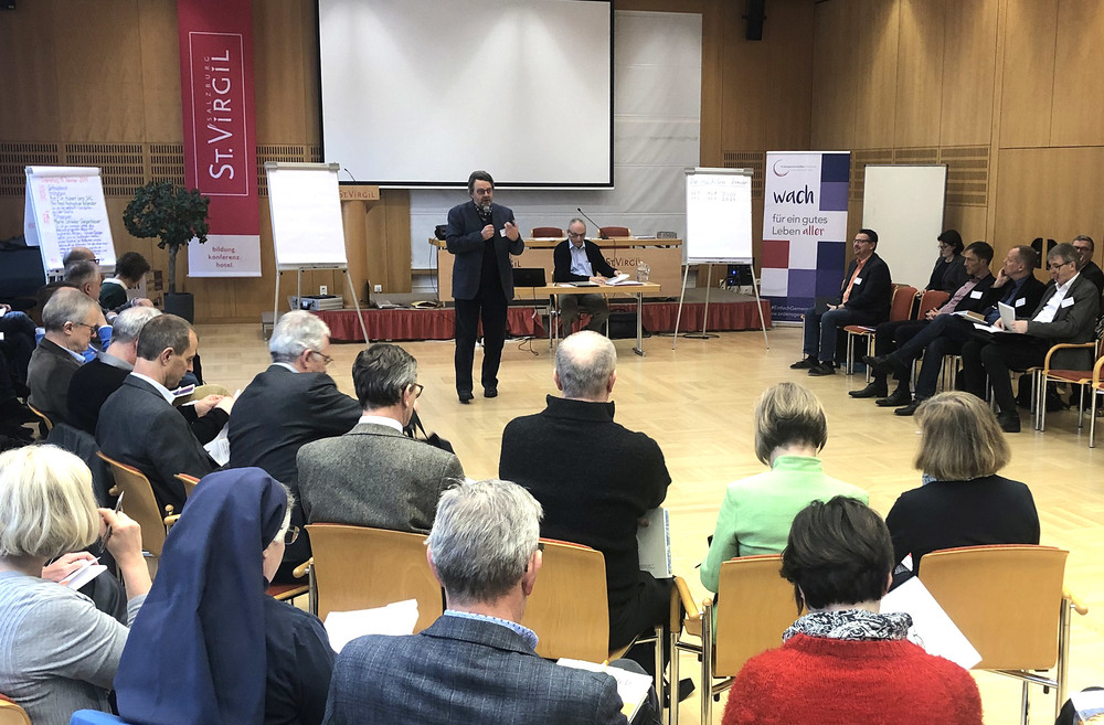 Bildungsexperte: 'Ordensschulen sind Orte der Würde' / Ordensgemeinschaften / Kaineder Bildungsexperte: 'Ordensschulen sind Orte der Würde'