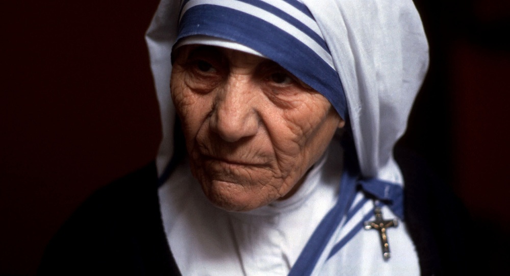 Mutter Teresa / Copyright 2003, KNA GmbH, www.kna.de, All Rights Reserved, KNA-Bild Porträt von Mutter Teresa, Gründerin des Ordens der Missionarinnen der Nächstenliebe, in Kalkutta. (Aufnahmedatum und Aufnahmeort unbekannt)