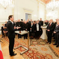 Am 4. Dezember 2018 empfingen Bundeskanzler Sebastian Kurz (l.) und Bundesminister Gernot Bl?mel Vertreter christlicher Religionen im Bundeskanzleramt.
