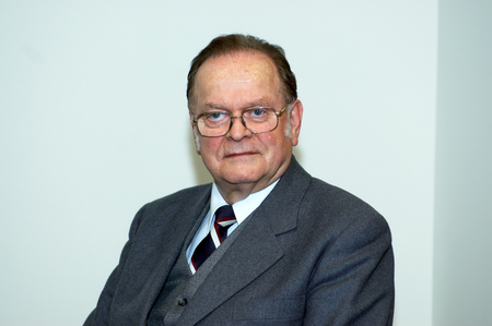 Helmut Nausner.       Wien, 12.1.2006         