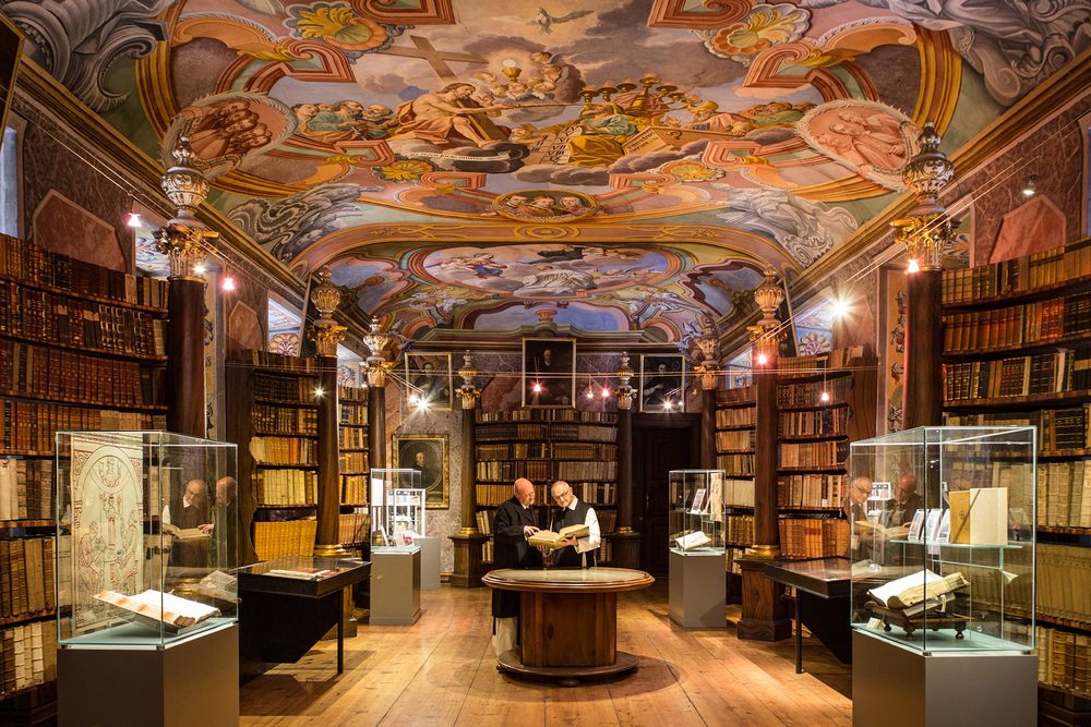 Bibliothek / Stift Rein kniepeiss