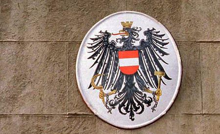 Österreichisches Bundeswappen / kathbild.at