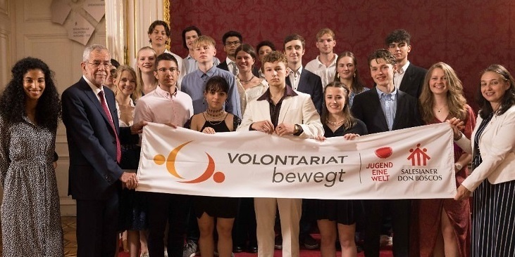 Global im Einsatz: Bundespräsident verabschiedet Freiwillige in den Auslandsdienst / Peter Lechner/HBF