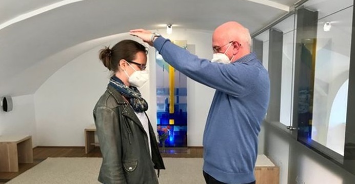 Reisesegen im 'Quo vadis?' / Erzdiözese Wien Reisesegen im 'Quo vadis?'