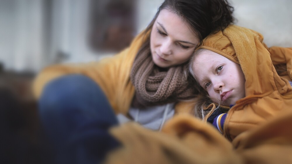 Frauenarmut / Getty Images Caritas Alleinerziehende Spenden