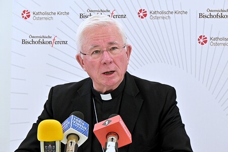 Vorsitzender der Österreichischen Bischofskonferenz bei der Pressekonferenz zur Frühjahrsvollversammlung am 21. März 2025 in Wien